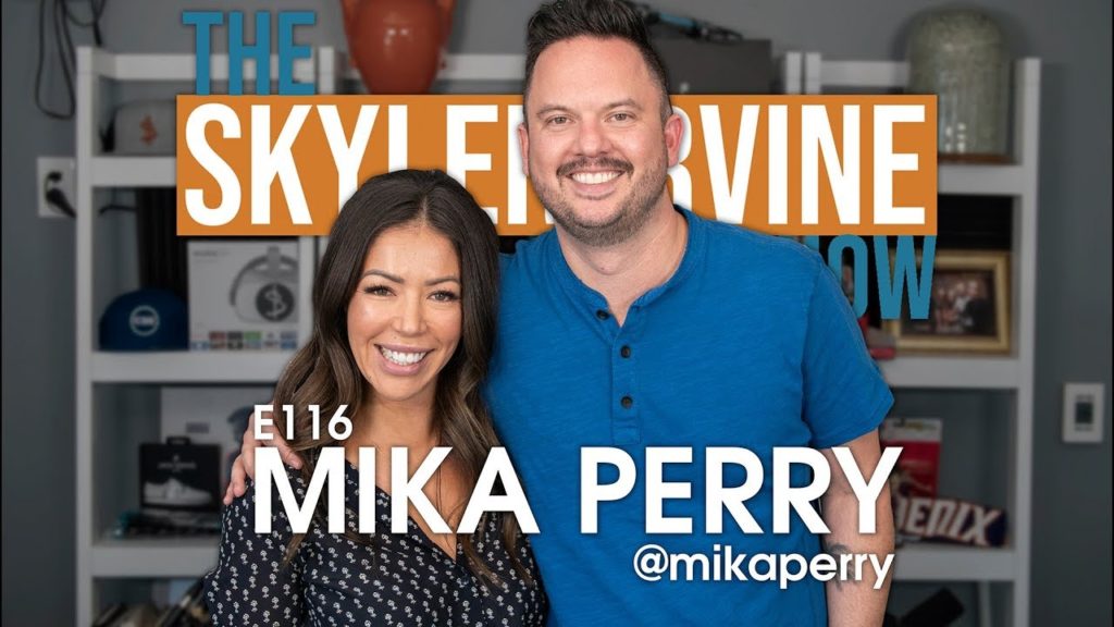 Staying Organized in the Face of Clutter & Entrepreneurship with Mika Perry