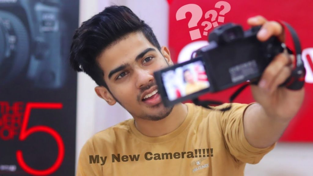 BUYING THE BEST VLOGGING CAMERA 2019 !!!!📷 1