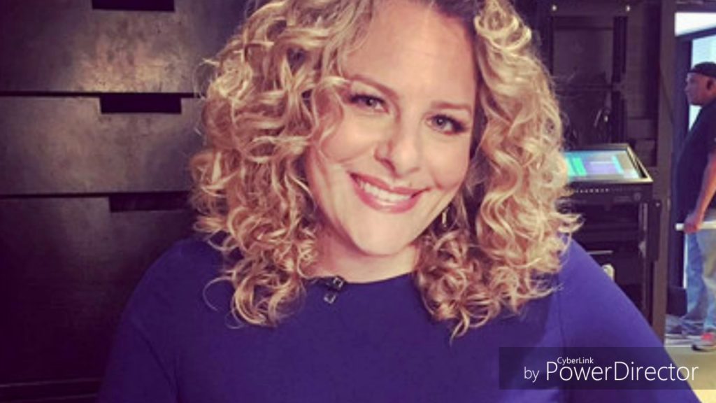 Blogger Announces Divorce as Her Husband Reveals He's Gay