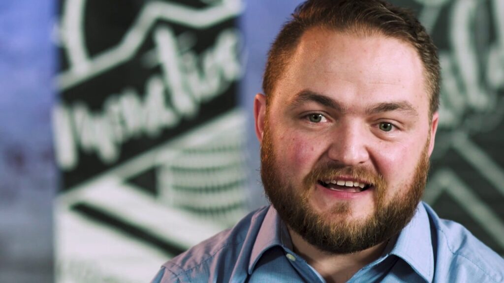 From Hobby Blogger to Blogging Superhero | Elite Blog Academy Success Stories | David Cahill