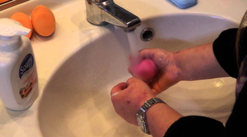 Make up spons schoonmaken 1