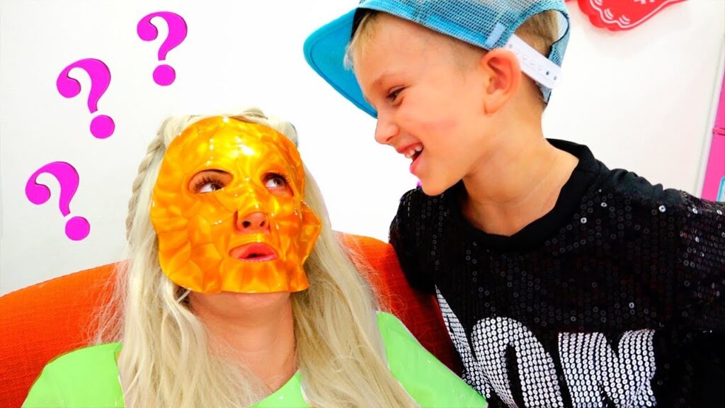 Vlad and mama faux play Make-up toys 1