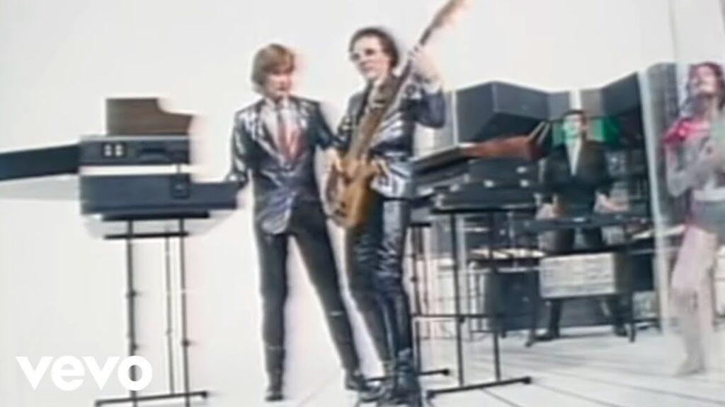 The Buggles - Video Killed The Radio Star (Official Music Video) 1