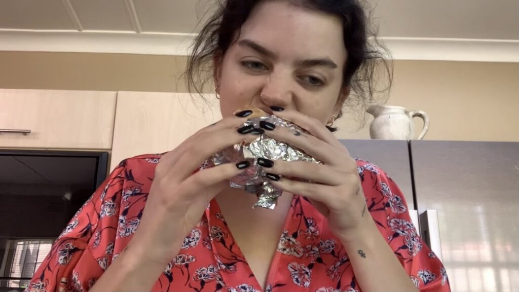 what i ate in 2 random days (vegan + additionally type of a vlog) 1