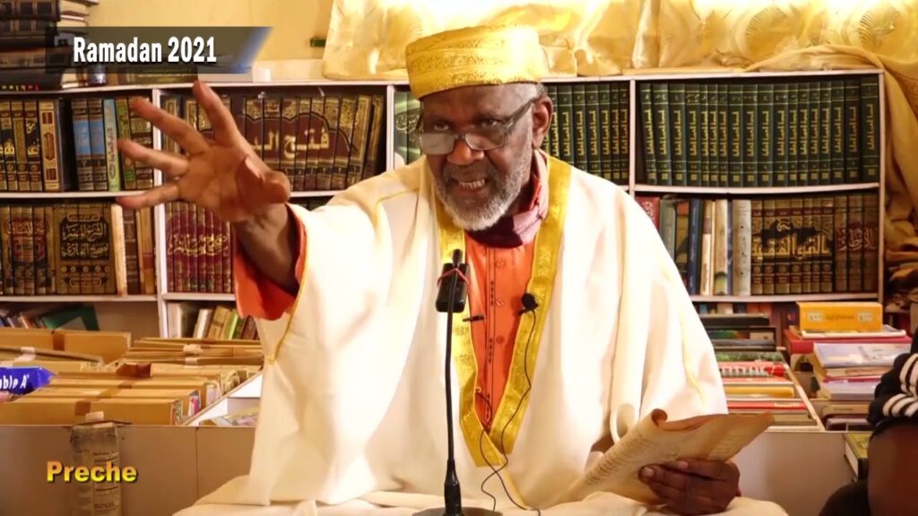 PROFESSEUR CHEICK YACOUB DOUCOURÉ SUR LE DROITS DE L'HOMME. VOL: 04حقوق الإنسان. الرقم: ٤ 1