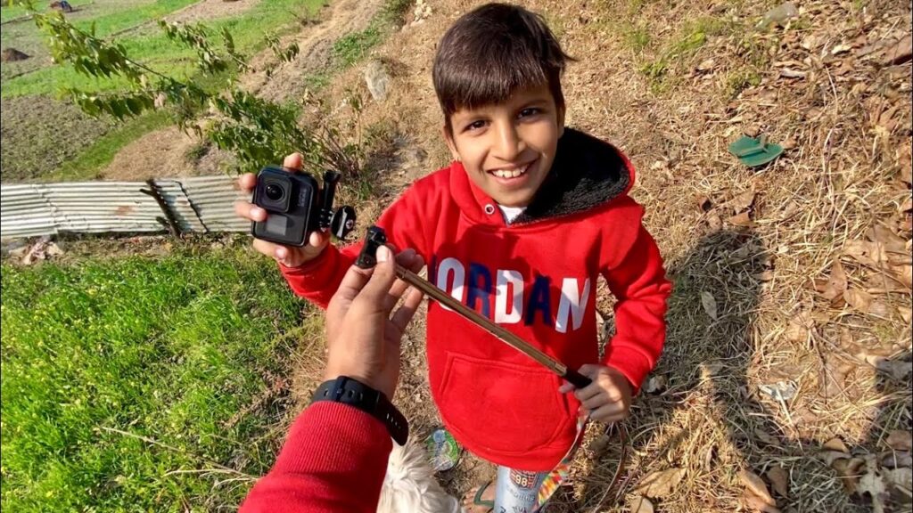 Piyush Ne Camera Stick Toor Diya 😡 1