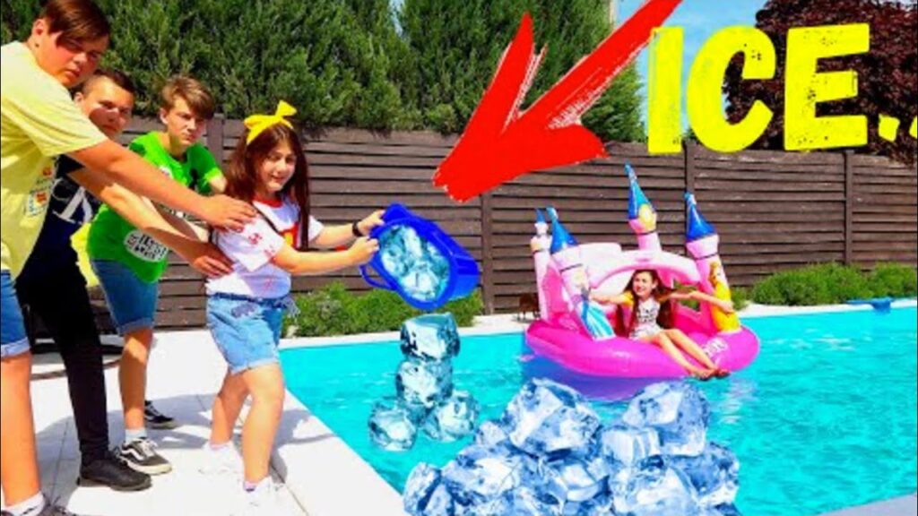SWIMMING POOL BATTLE!!! Who will be FIRST? 1