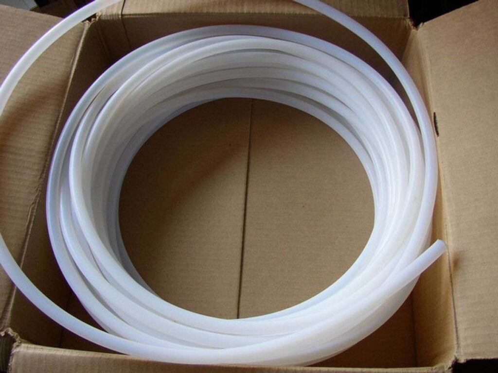 Heat resistant tube