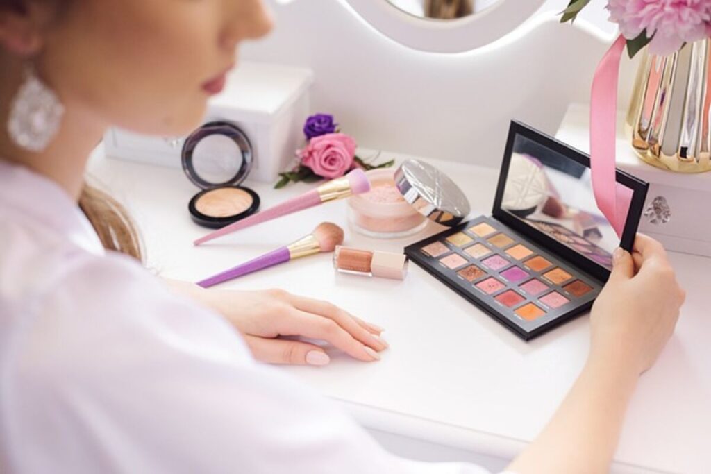 neutral eyeshadow palette