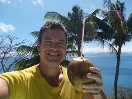Interview With Pro Blogger Ryan Biddulph - Blogging From Paradise!