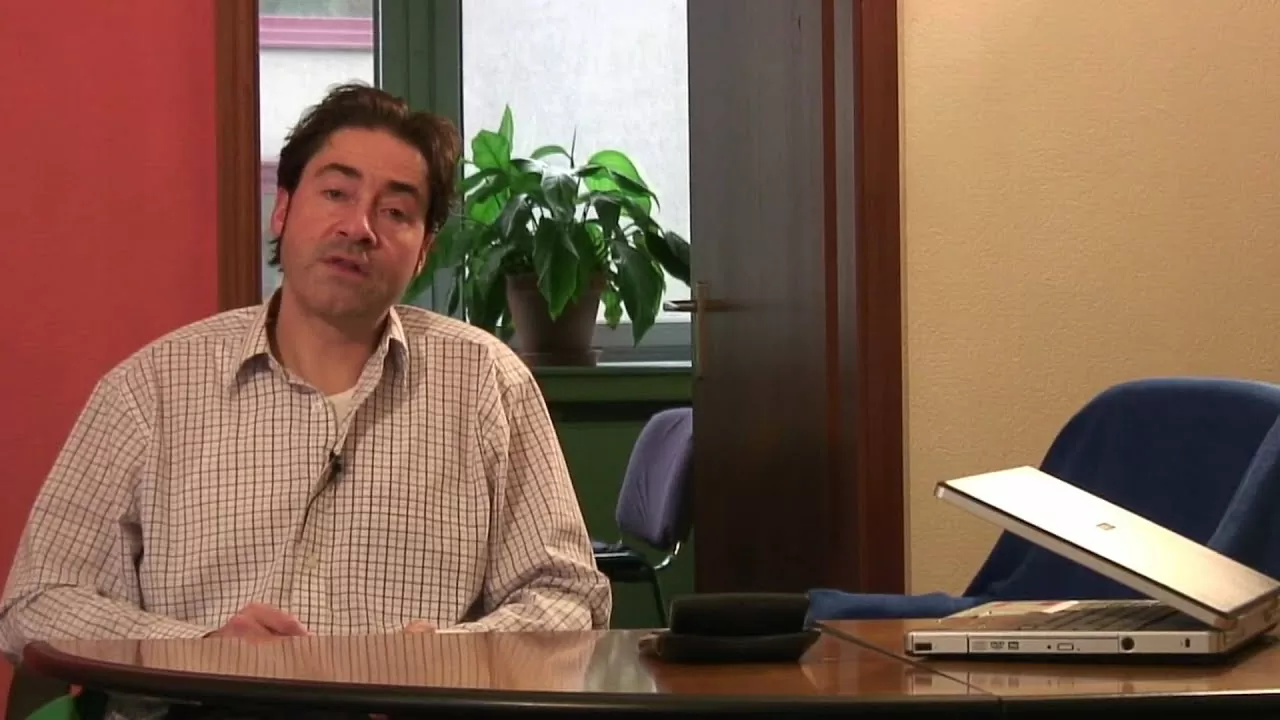 Business Management Tips : How to Take Notes in Conference Calls